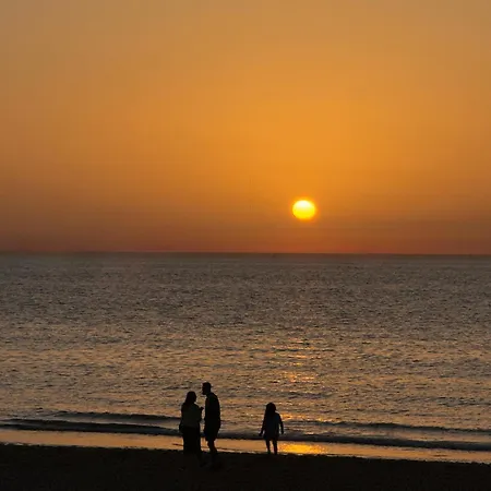 Logies Zen Aan Zee Oda ve Kahvaltı Oostende