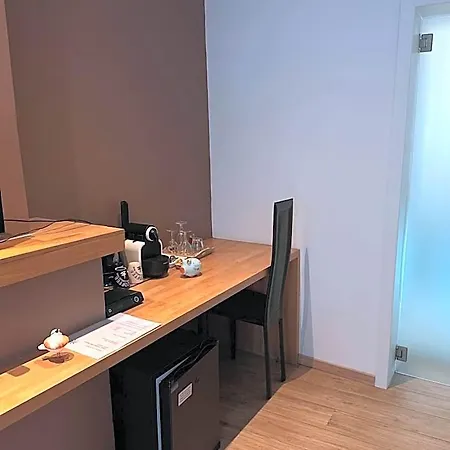 Logies Zen Aan Zee B&B 오스텐드