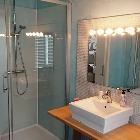 Bed and Breakfast Logies Zen Aan Zee 4*